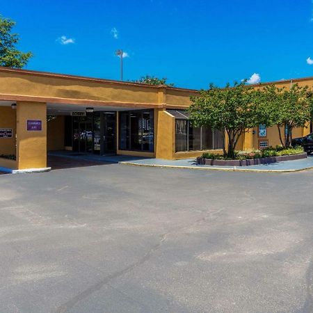 Quality Inn Starkville Extérieur photo