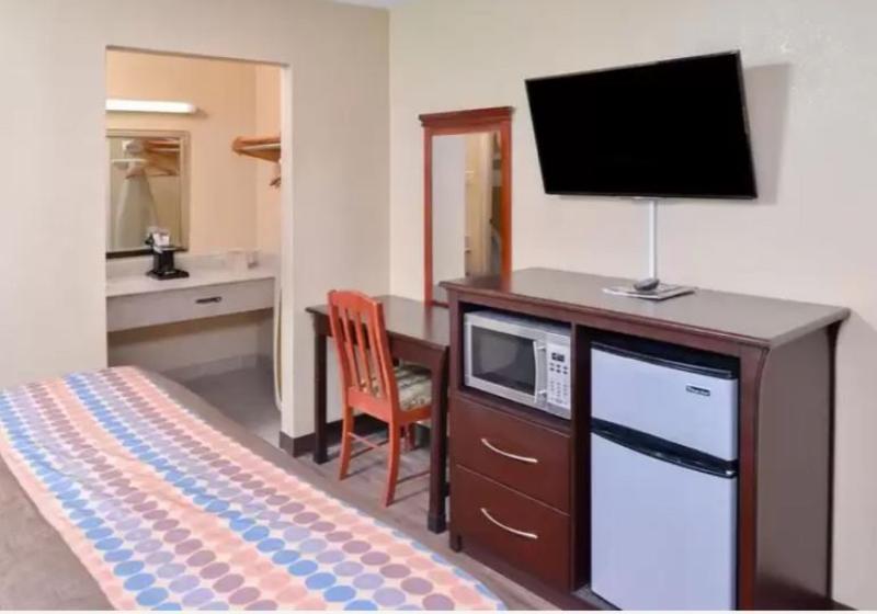 Quality Inn Starkville Extérieur photo